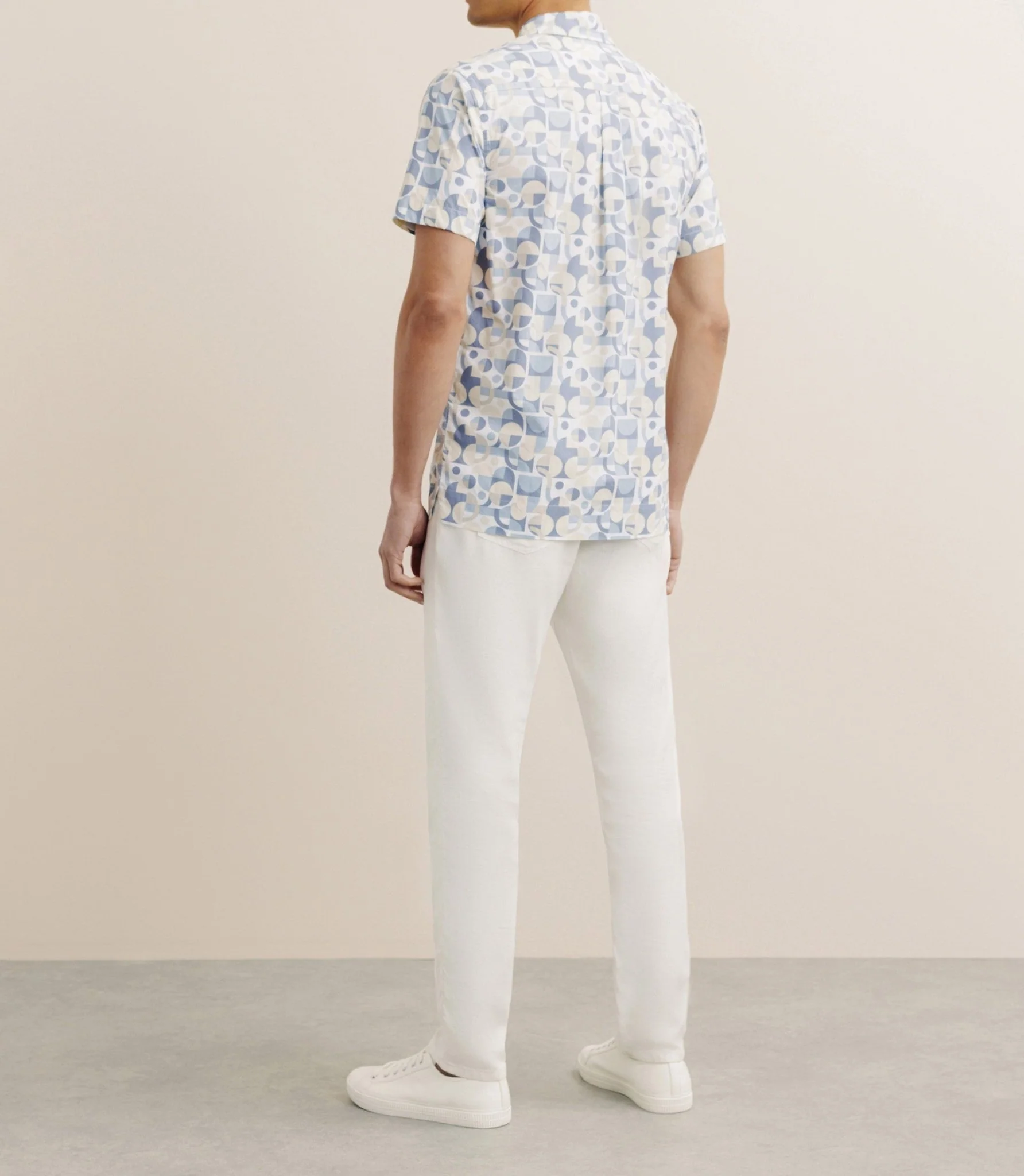 Chemise droite manches courtes bleue - Image 5