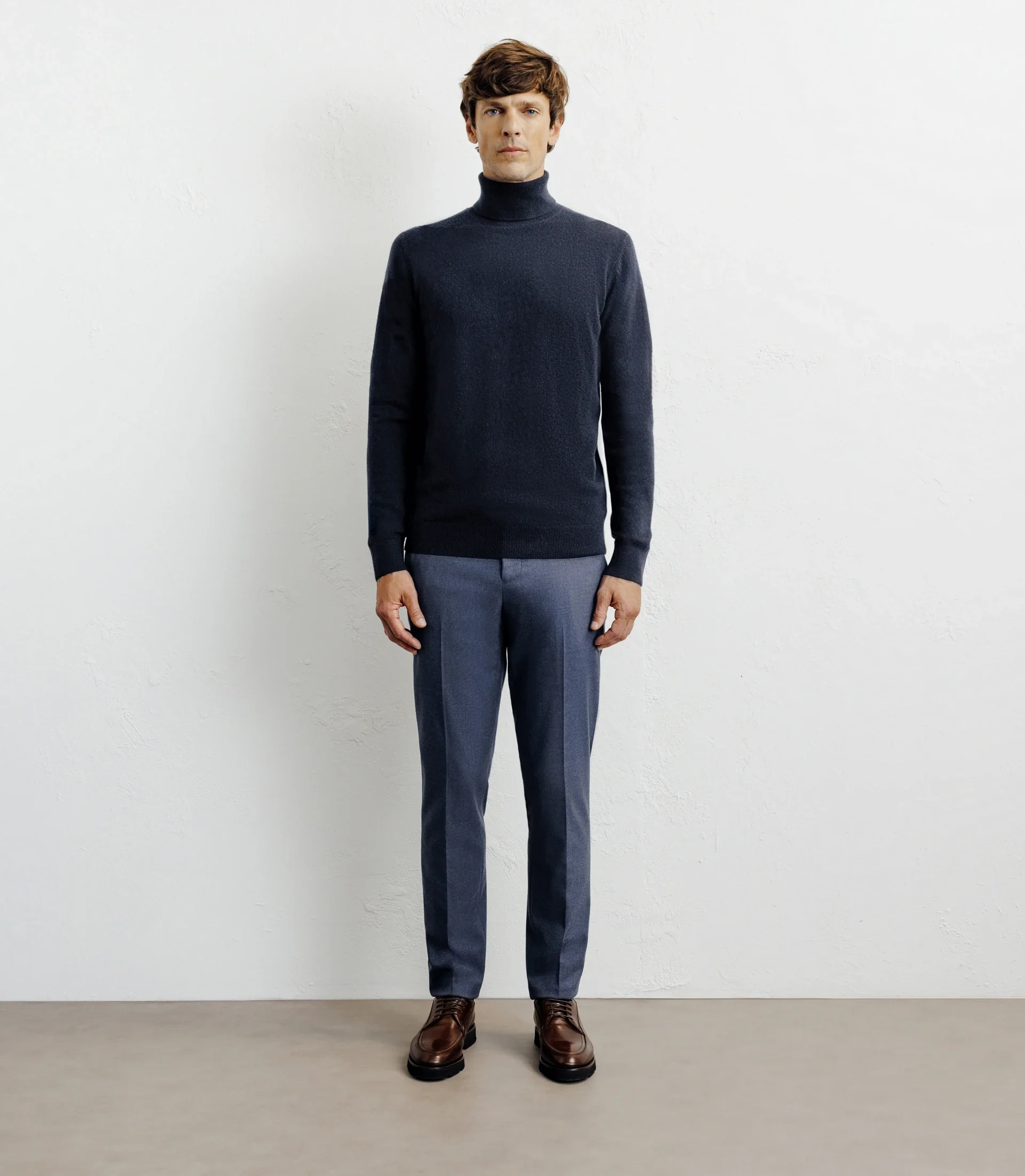 Pull col roulé 100% cachemire marine - Image 3
